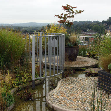 Сад на крыше в Гилфорде (Jellicoe  Roof  Garden) Англия