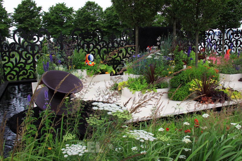 World Garden.  Russian Museum Garden