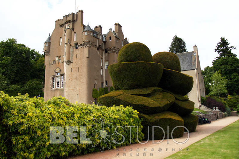 Crathes Castle Gardens. Абердиншир