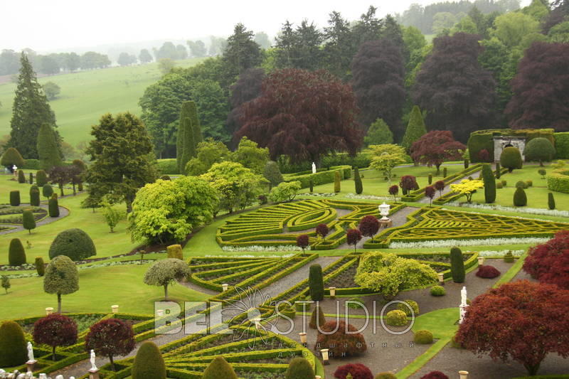 Drummond Castle Gardens (Сады замка Друммонд) 