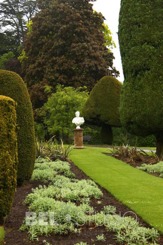 Drummond Castle Gardens 