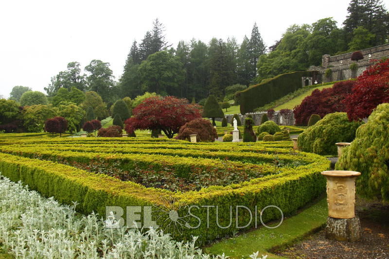 Drummond Castle Gardens (Сады замка Друммонд) 