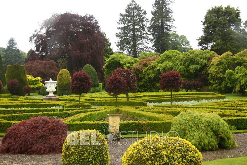 Drummond Castle Gardens (Сады замка Друммонд) 