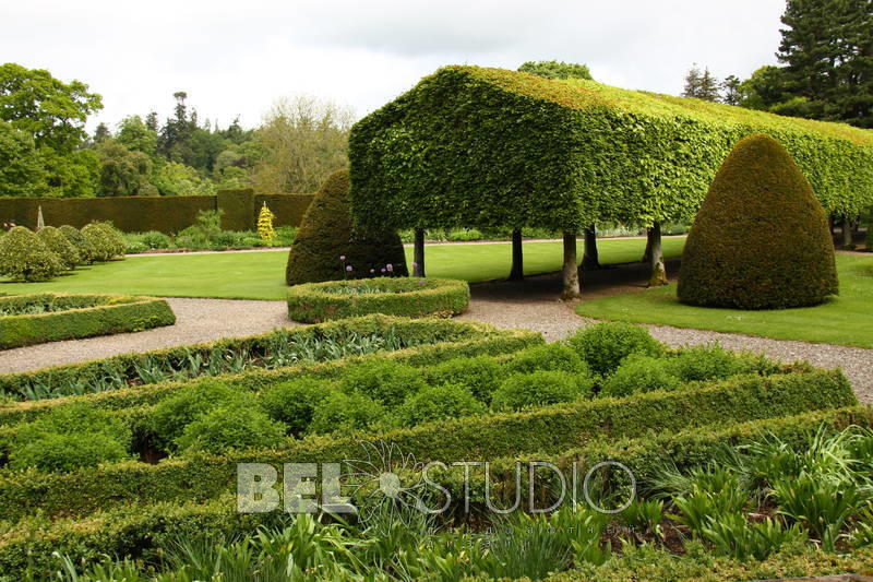 Итальянский сад. Glamis Castle Gardens 