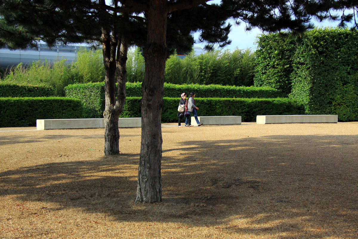 Thames Barrier Park. Лондон. лето, июль