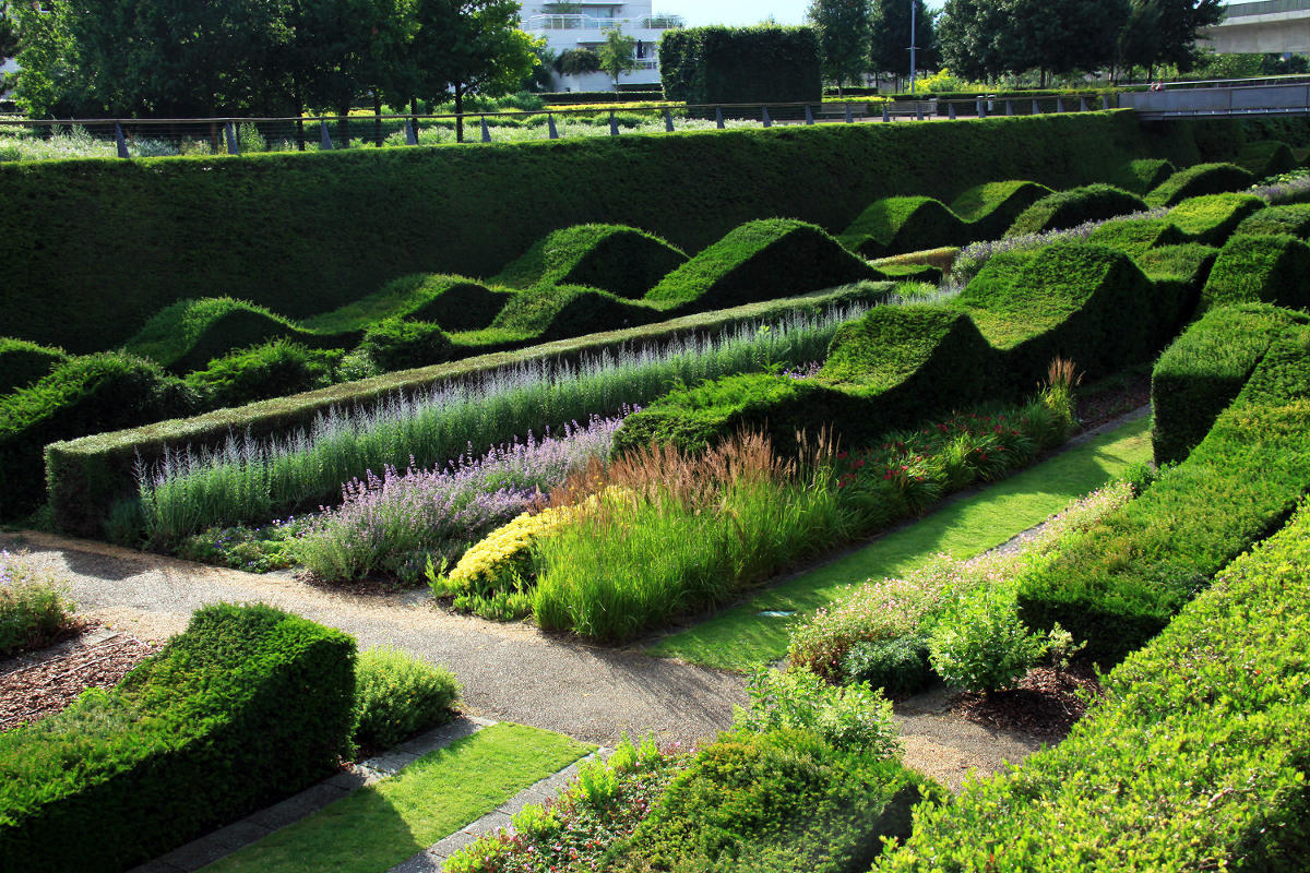 Thames Barrier Park. Лондон. лето, июль