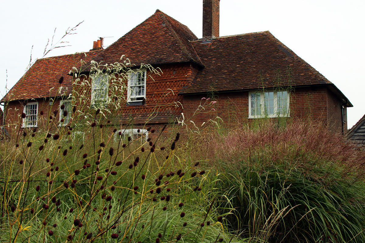 Бредли-Хоул Bury Court. осень