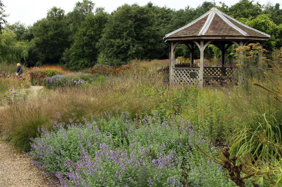 Pensthorpe Millenium Gardens. Сад Миллениум. Дизайнер Пит Удольф