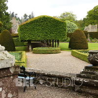 Итальянский сад. Glamis Castle Gardens 