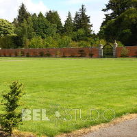 Glamis Castle Gardens. Сад за стеной  