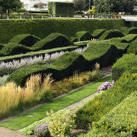 Thames Barrier Park. Лондон. осень, сентябрь