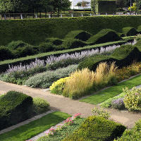 Thames Barrier Park. Лондон. осень, сентябрь